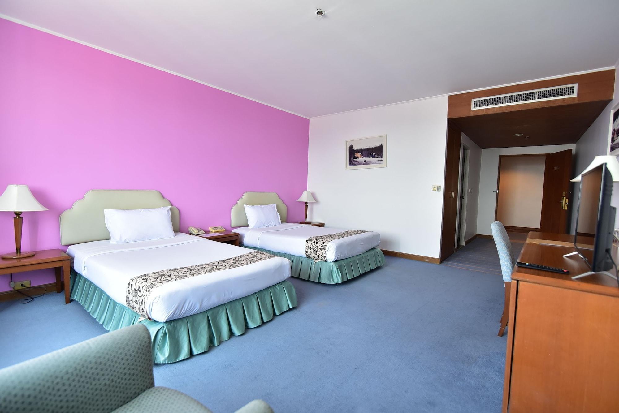 Hotel Thumrin Thana