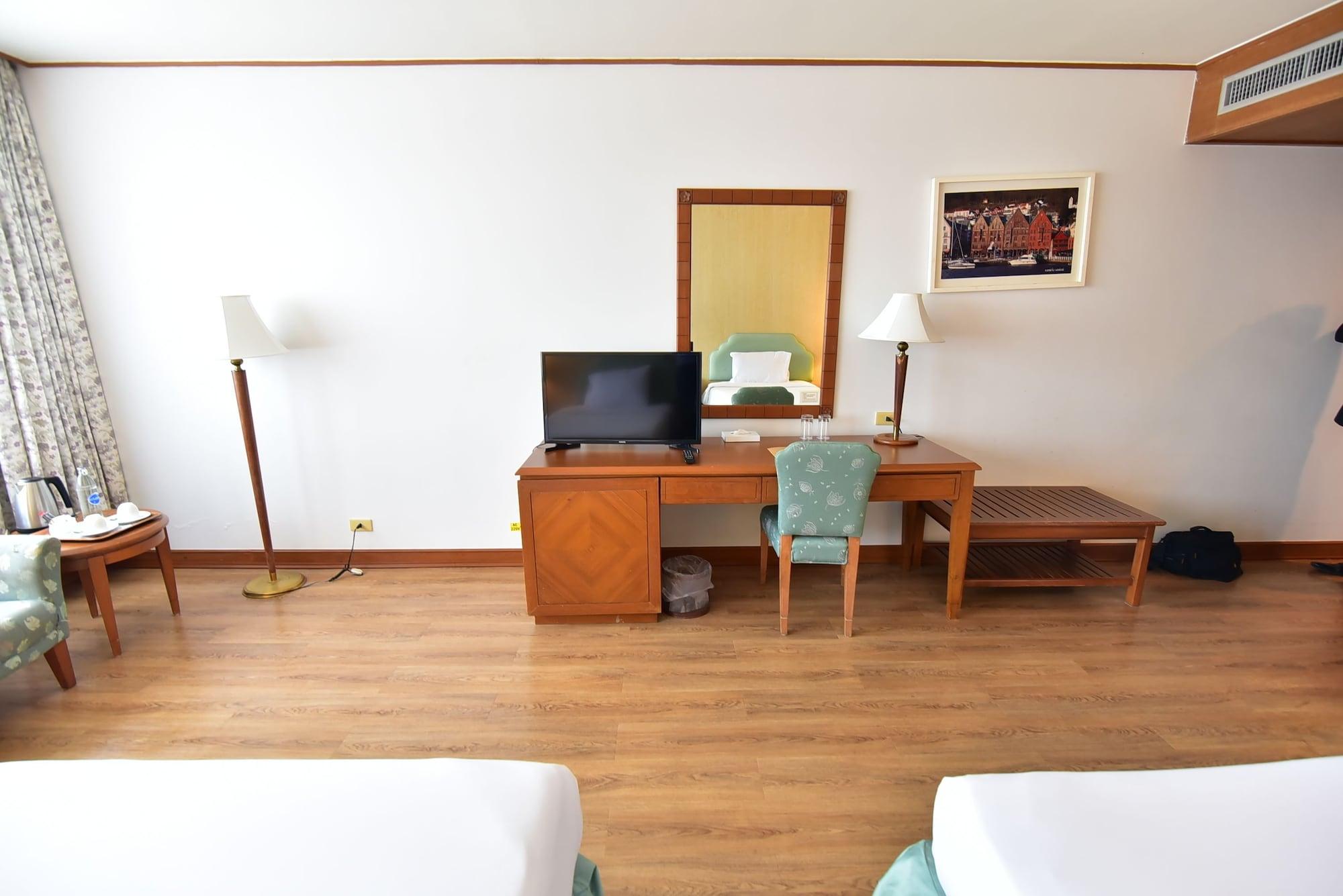 Hotel Thumrin Thana