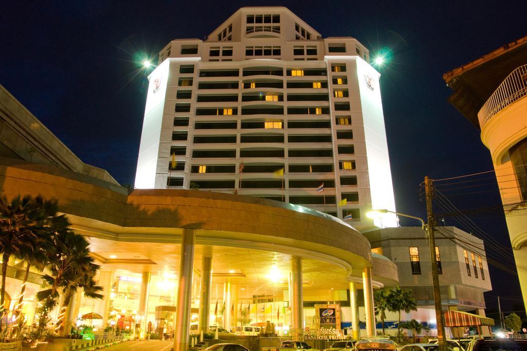 Thumrin Thana 4* Trang